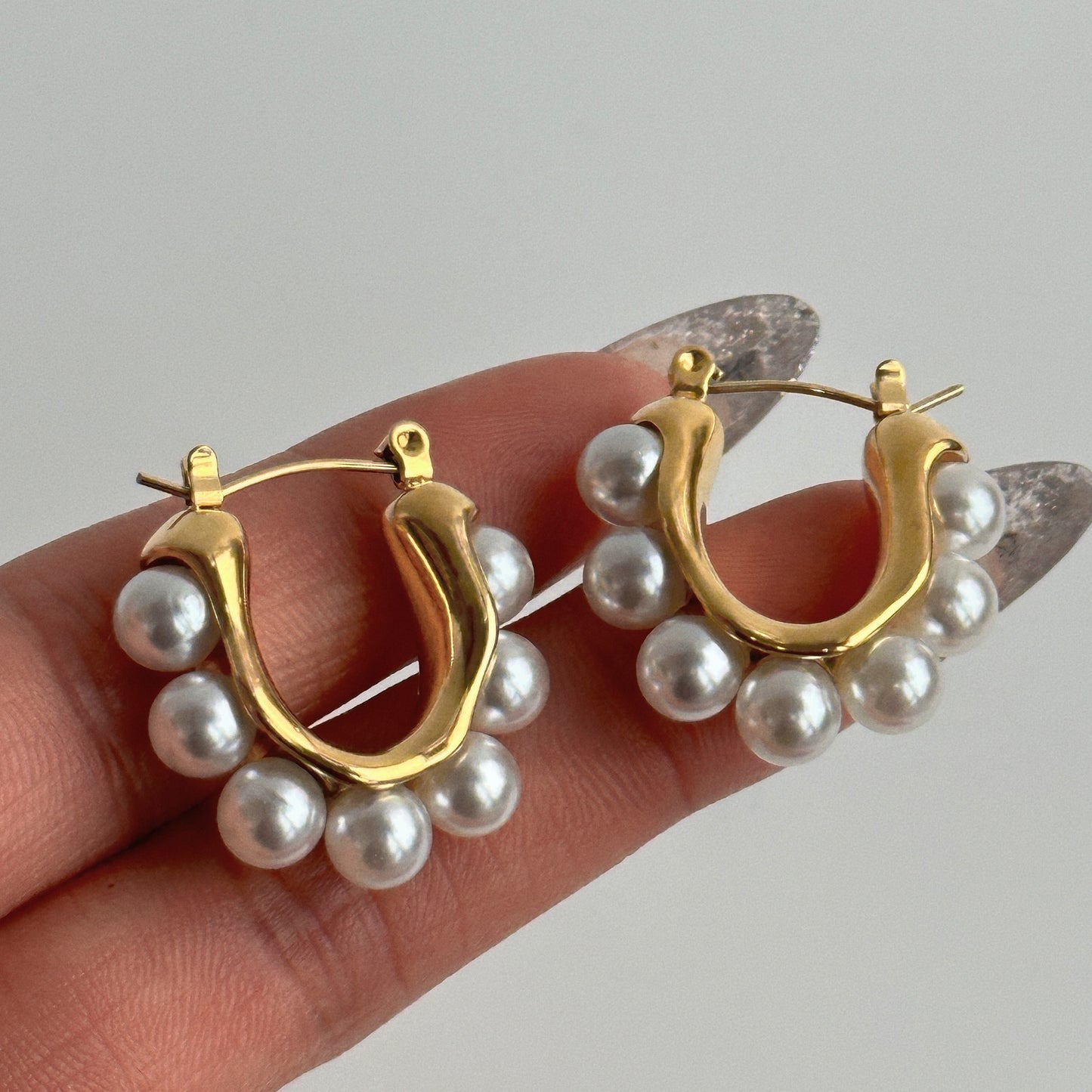 Heptagon Pearl Earring