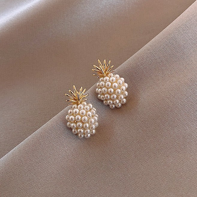 Pineapple Pearl Earring